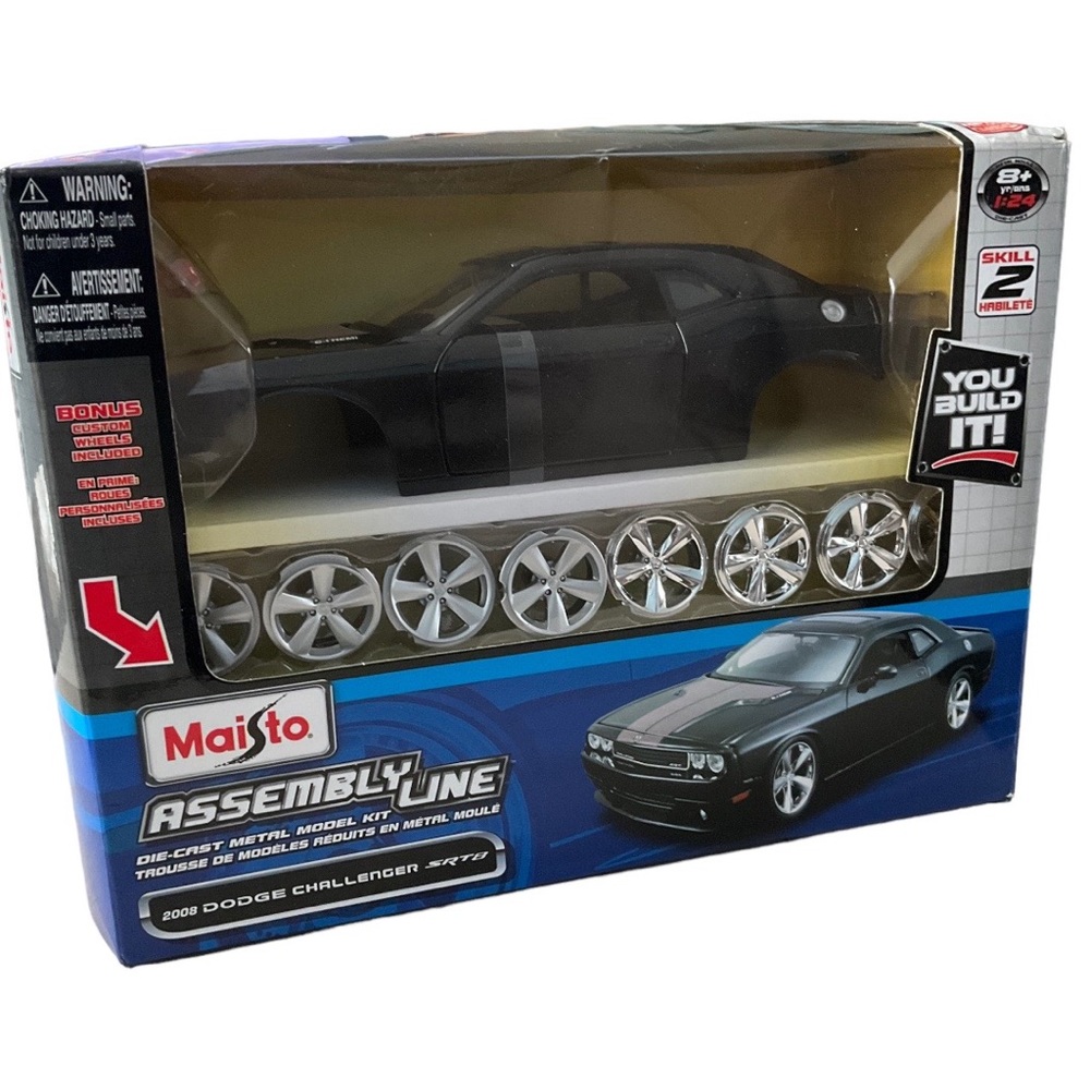 Maisto Assembly Line 2008 Dodge Challenger 1:24 Die-Cast Metal Model Kit New